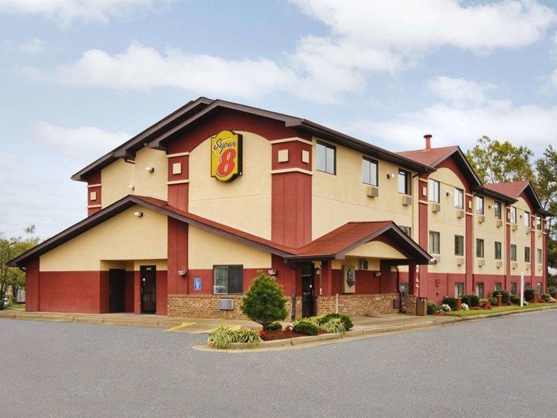 Hotel Super 8 By Wyndham Richmond Airport Va