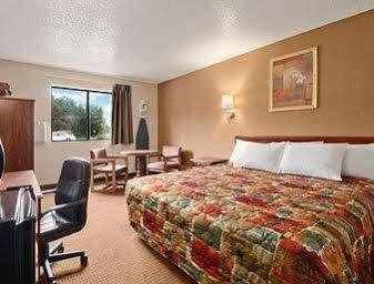 Hotel Super 8 By Wyndham Richmond Airport Va
