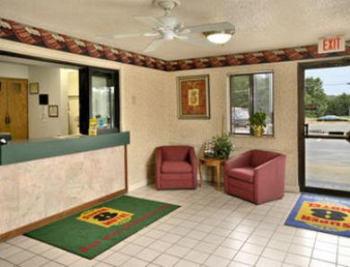 Hotel Super 8 By Wyndham Richmond Airport Va