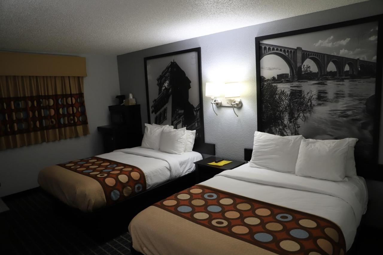 Hotel Super 8 By Wyndham Richmond Airport Va 2*